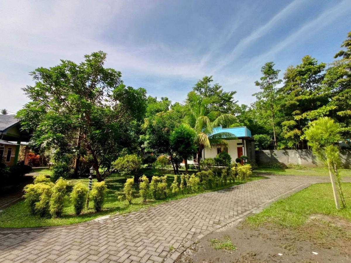 Tangkoko Lodge Bitung ภายนอก รูปภาพ