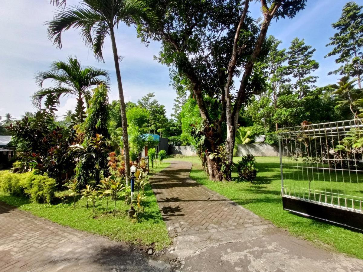 Tangkoko Lodge Bitung ภายนอก รูปภาพ