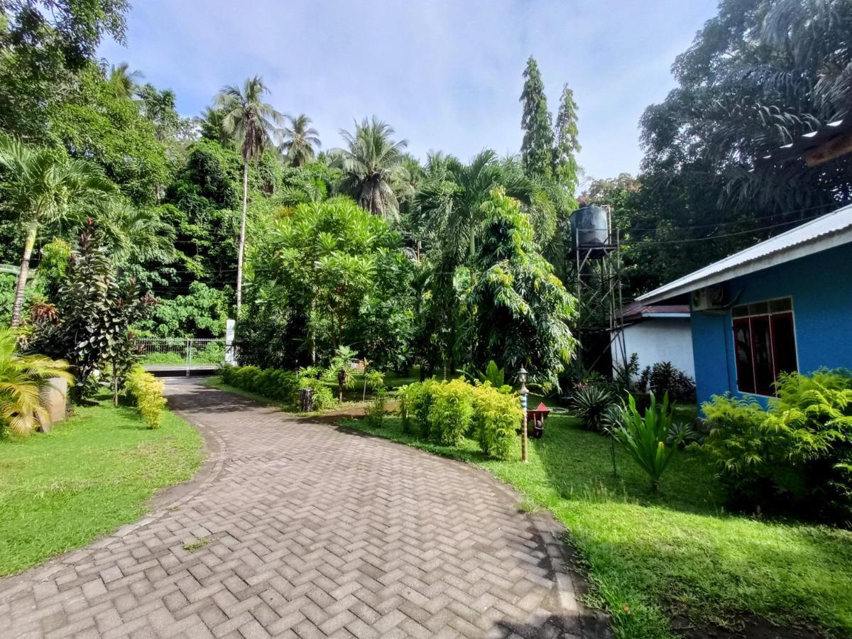 Tangkoko Lodge Bitung ภายนอก รูปภาพ